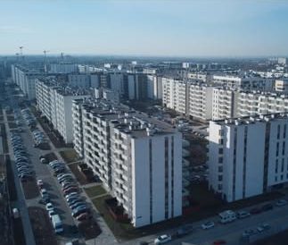 Read more about the article Zamiast utrwalać stereotypy, warto wybierać słownictwo, które nie rani pacjentów i ich rodzin.